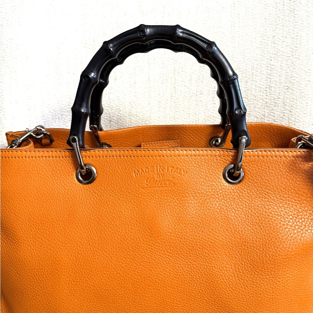 Gucci authentic satchel bag orange leather black bamboo handles with a strap - Picture 5 of 16